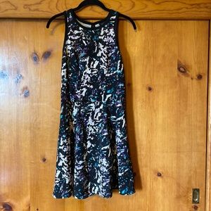 Flattering easy wear sleeveless dress